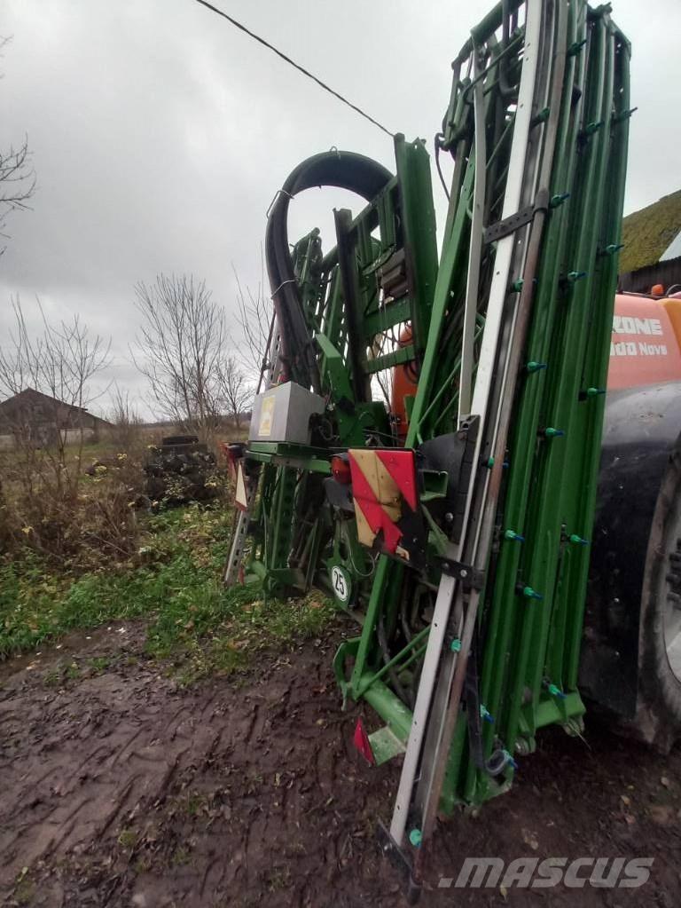 Amazone UG 3000 Nova Tractoare agricole sprayers