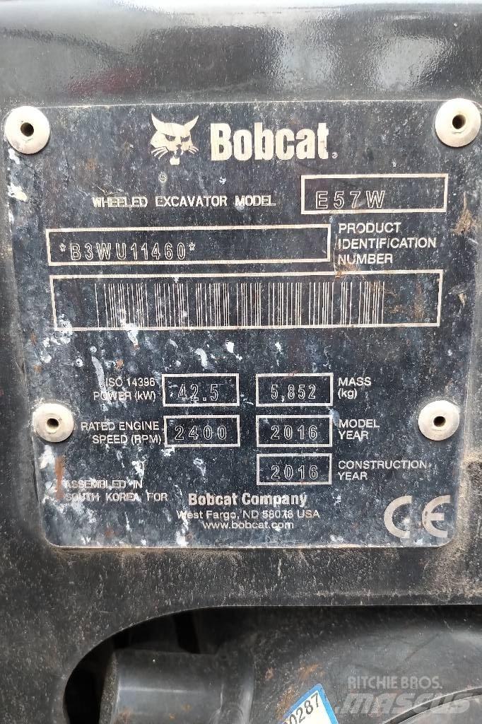 Bobcat W57 Excavatoare cu roti