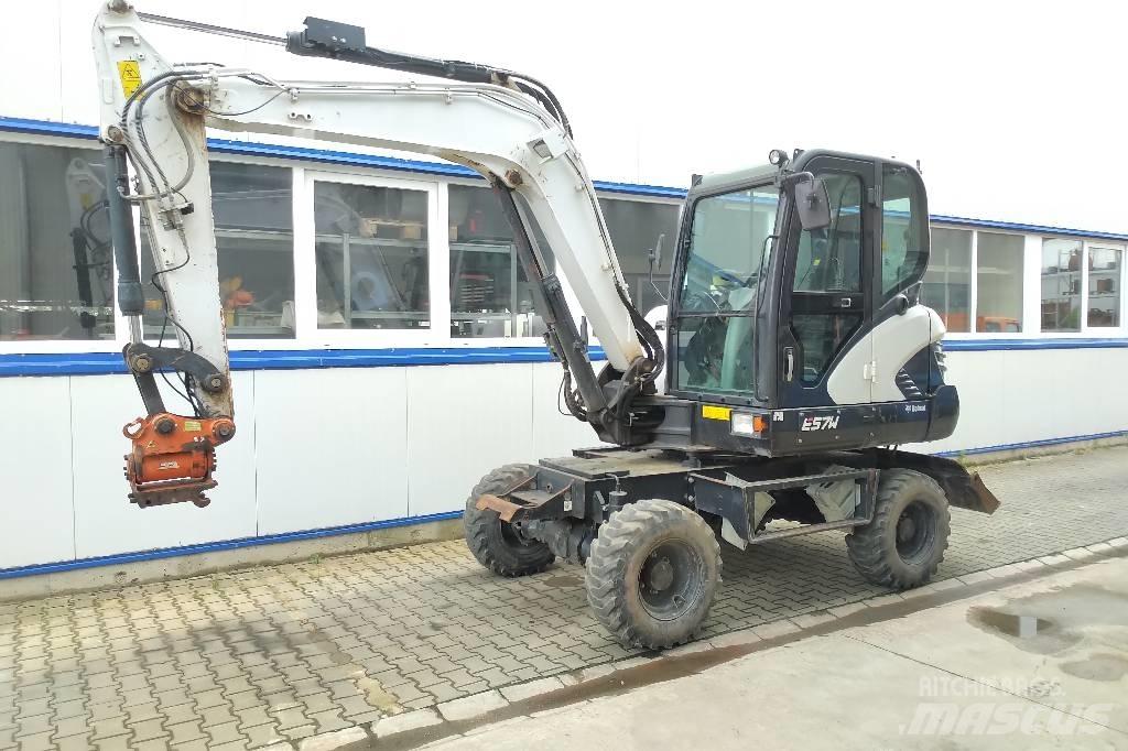 Bobcat W57 Excavatoare cu roti