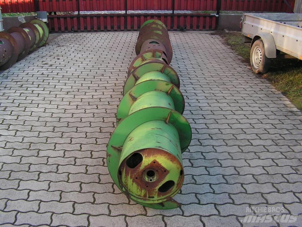 John Deere 818 Combine capete pentru culegatoare