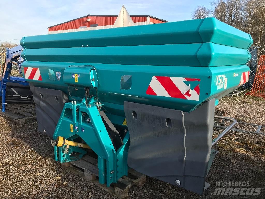 Sulky X 50+ Econov Împrastierea mineralelor