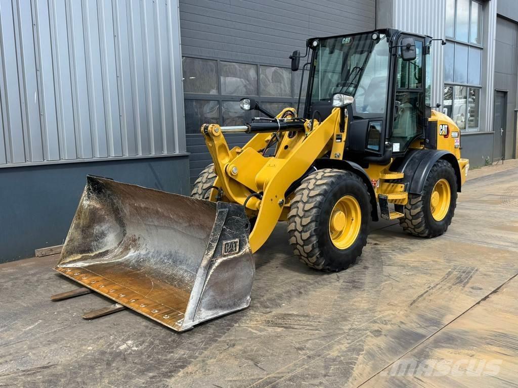 CAT 908M CE + EPA Incarcator pe pneuri