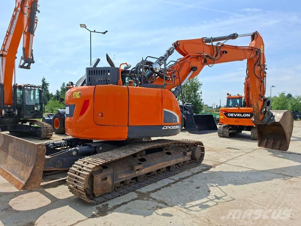 Doosan DX 235 LCR-5 Excavatoare pe șenile
