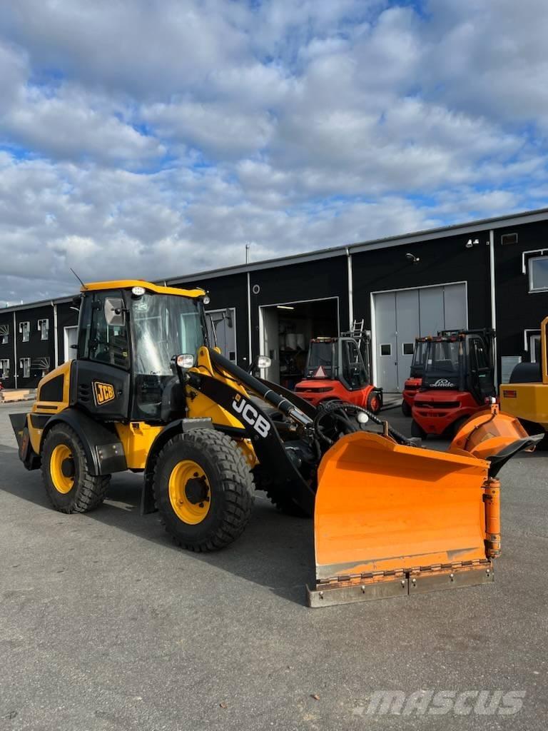 JCB 409 Incarcator pe pneuri