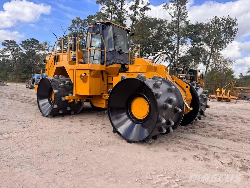 CAT 836 G Compactoare deseuri