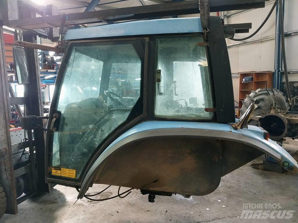 Landini Legend 115 Cabine si interior