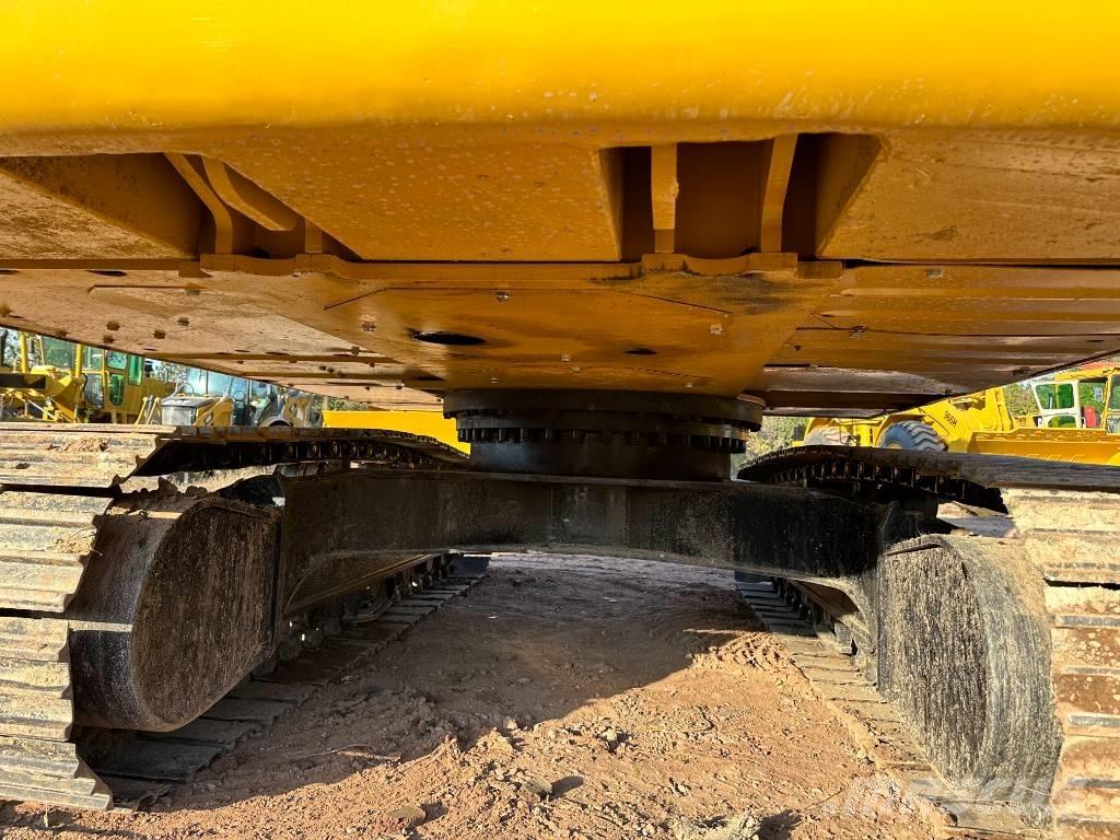 CAT 320 D L Excavatoare pe șenile
