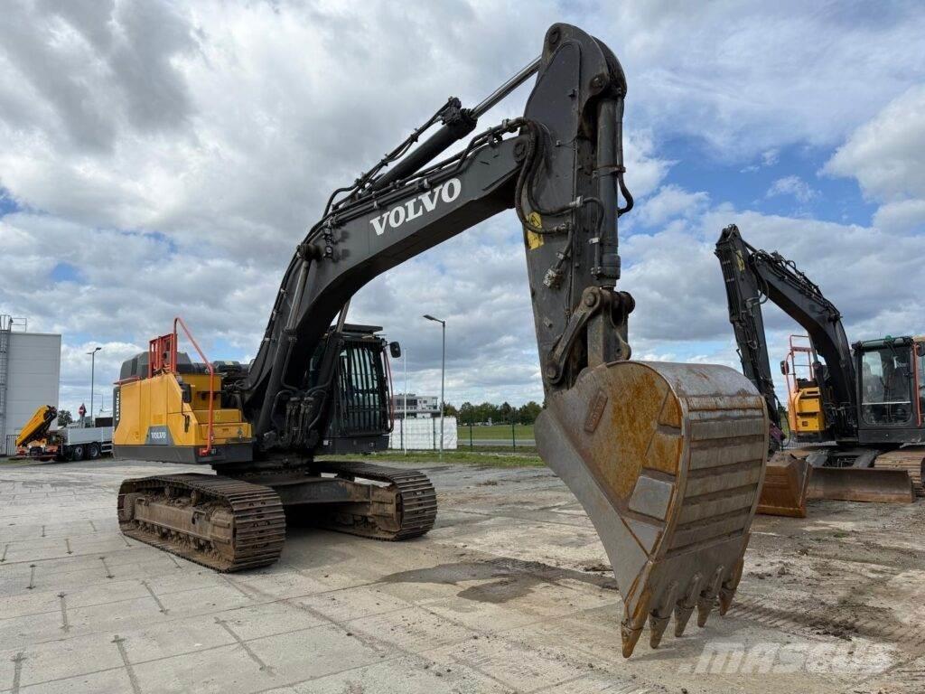 Volvo EC380ENL Excavatoare pe șenile
