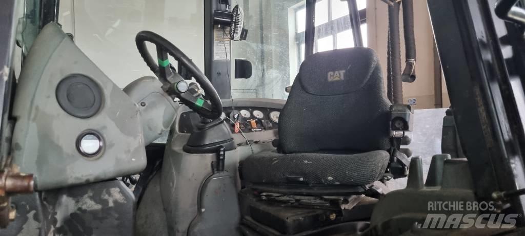CAT 432 D Buldoexcavatoare