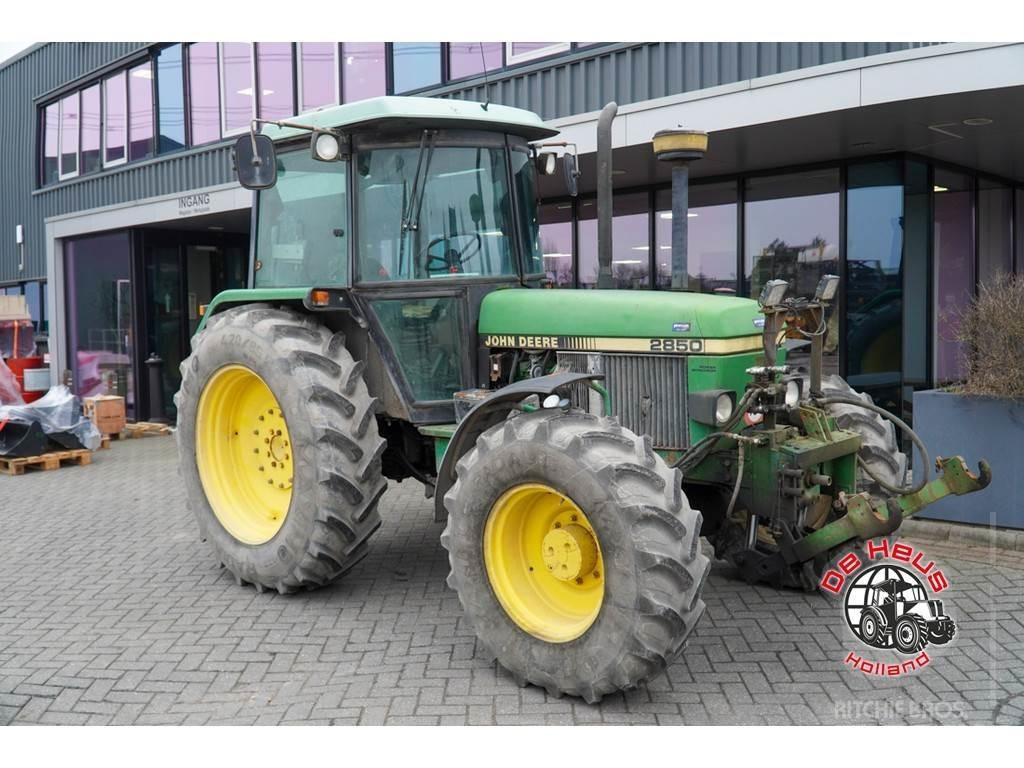 John Deere 2850 Tractoare