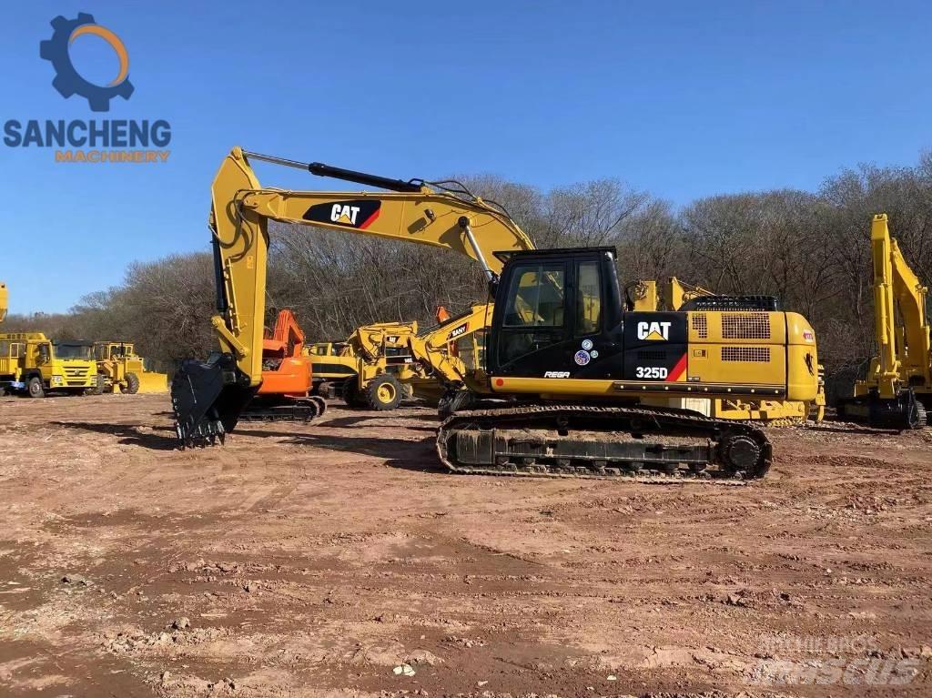 CAT 325 D Excavatoare pe șenile
