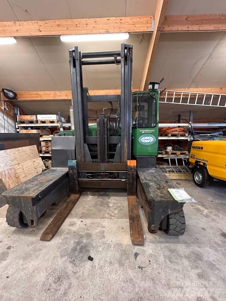 Combilift C 7000 Stivuitoare cu patru brate