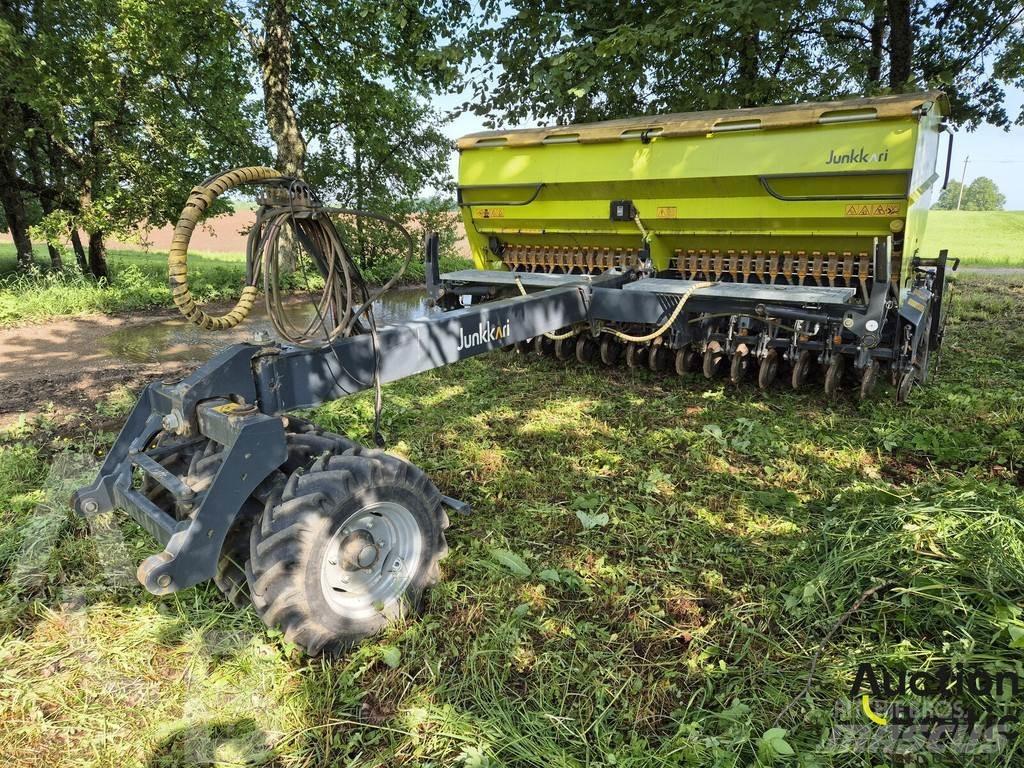 Junkkari M400 Plus Semanatoare