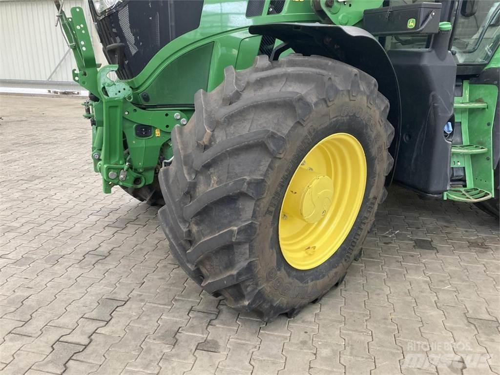 John Deere 6R 155 Tractoare