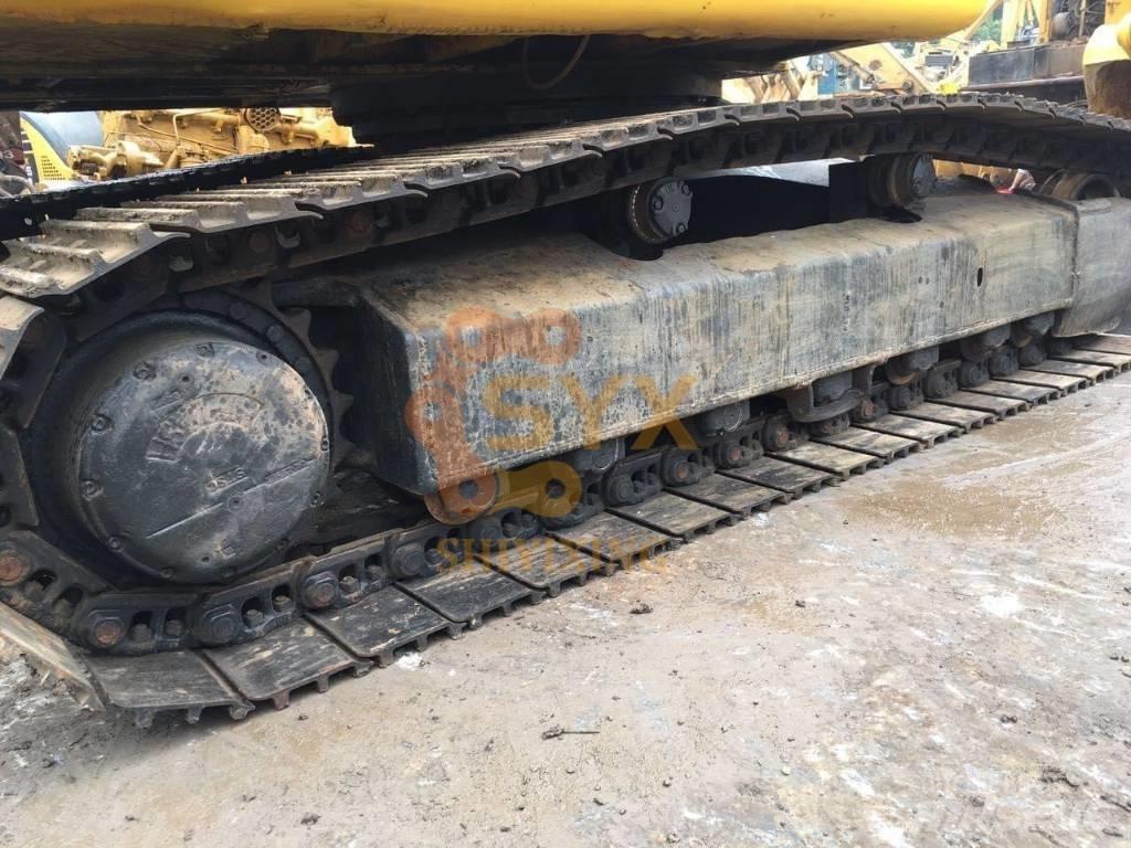 Komatsu PC 200 Excavatoare pe șenile
