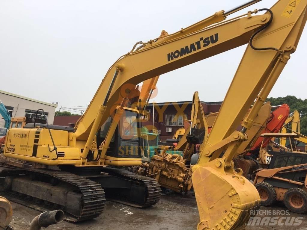 Komatsu PC 200 Excavatoare pe șenile
