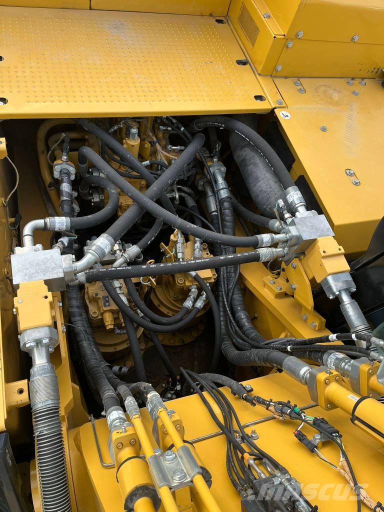 CAT 352-07A Excavatoare pe șenile
