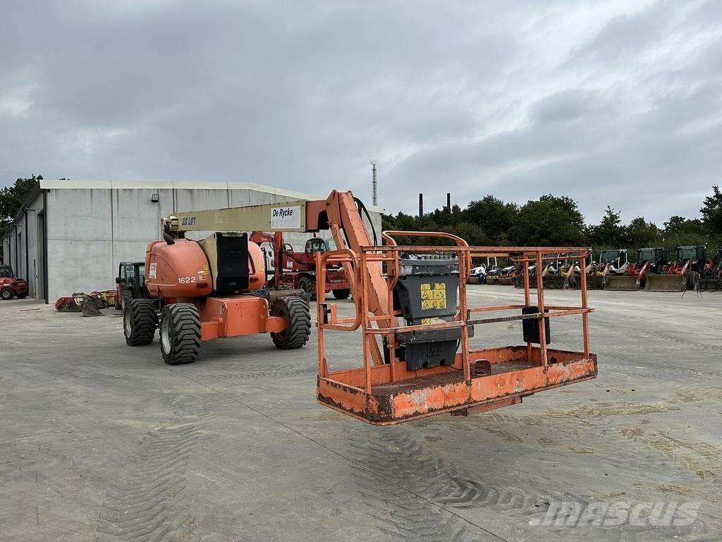 JLG 800AJ Nacele cu brat articulat