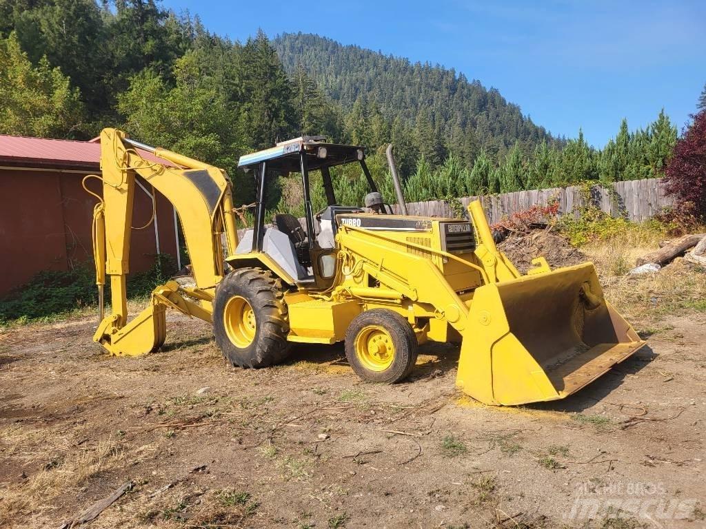 CAT 426B Buldoexcavatoare
