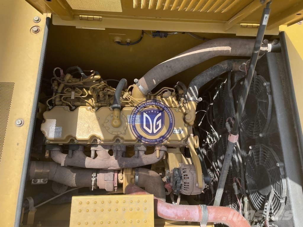 CAT 330 Excavatoare 7t - 12t