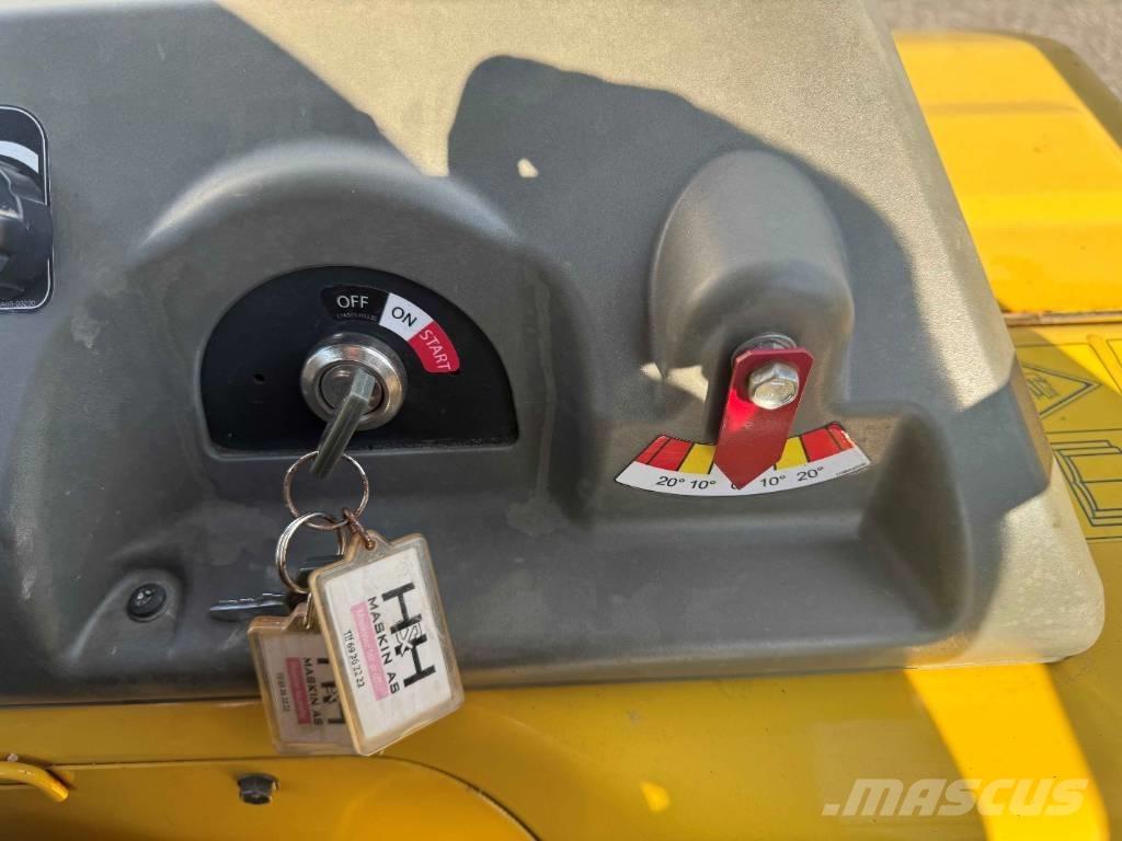 Yanmar C30R-3TV Autobasculante cu senile