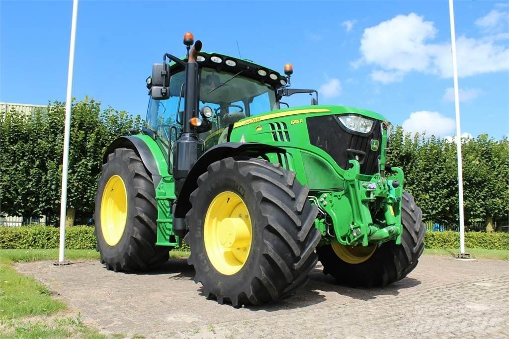 John Deere 6155R Tractoare