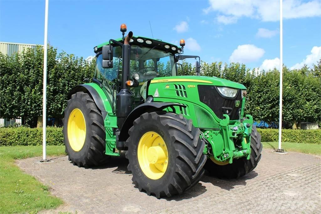 John Deere 6155R Tractoare