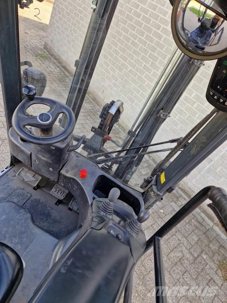 Linde E16P-02 Stivuitor electric