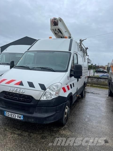 VERSALIFT ET 38 LF Nacele cu brat articulat