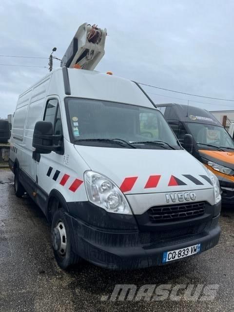 VERSALIFT ET 38 LF Nacele cu brat articulat