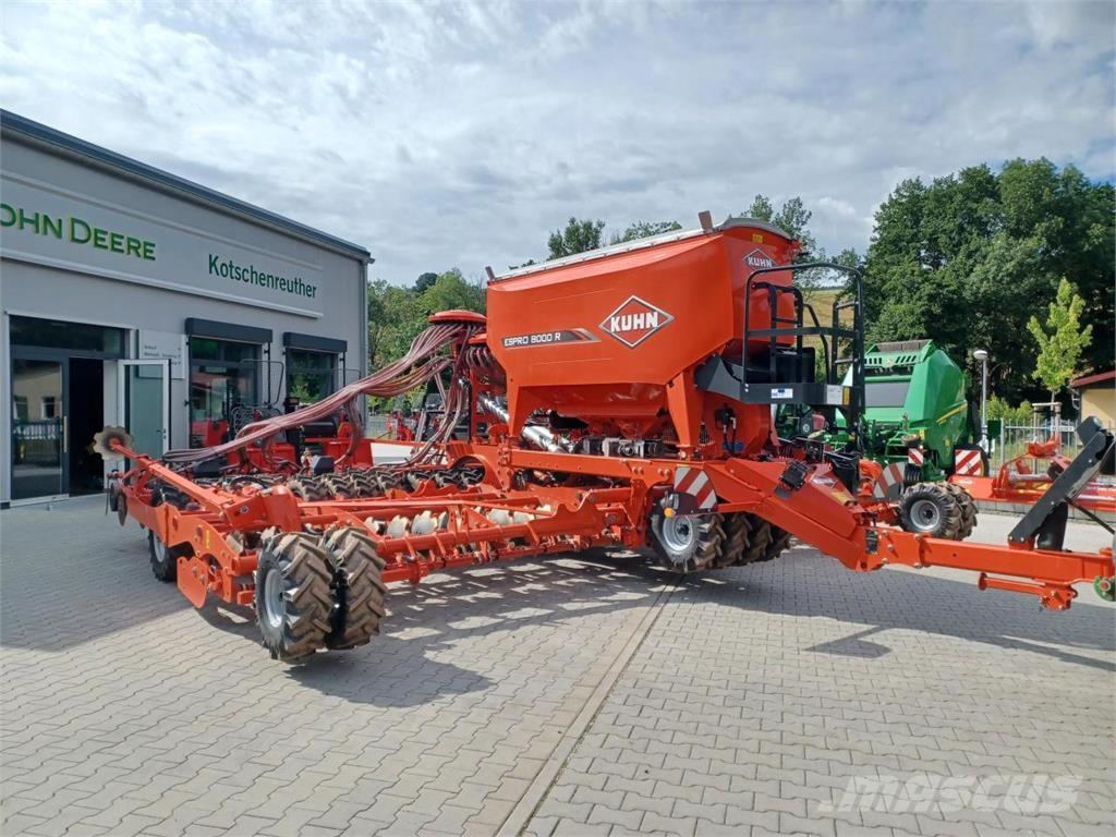 Kuhn Espro 8000 R Semanatoare