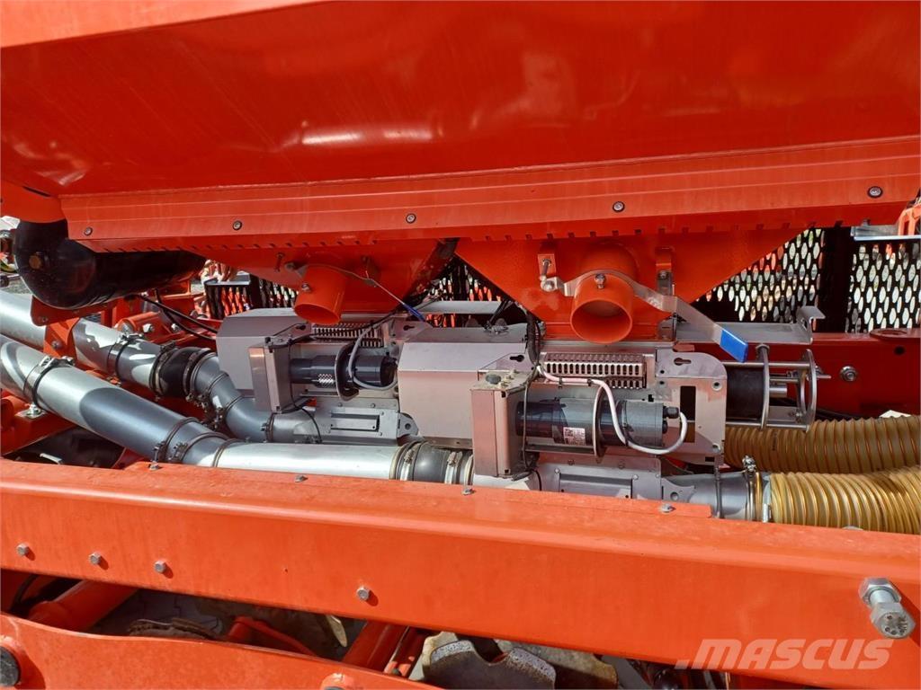 Kuhn Espro 8000 R Semanatoare
