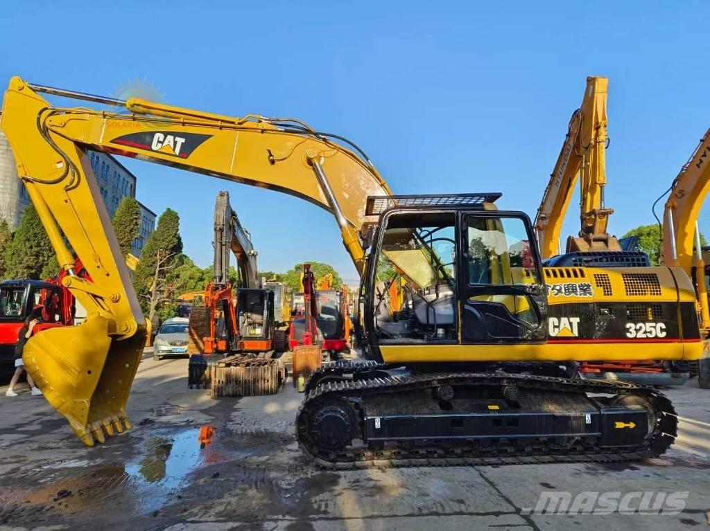 CAT 325 C Excavatoare pe șenile
