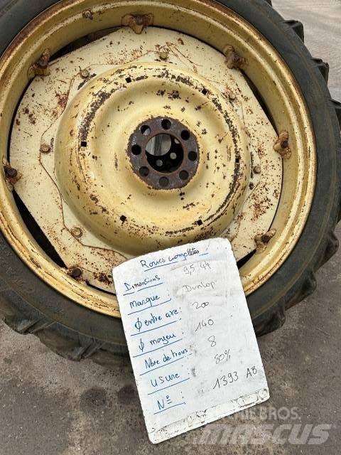 Dunlop 9.5R44 Roti