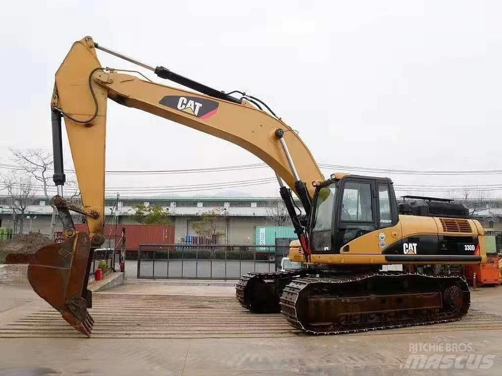 CAT 330 D Excavatoare pe șenile
