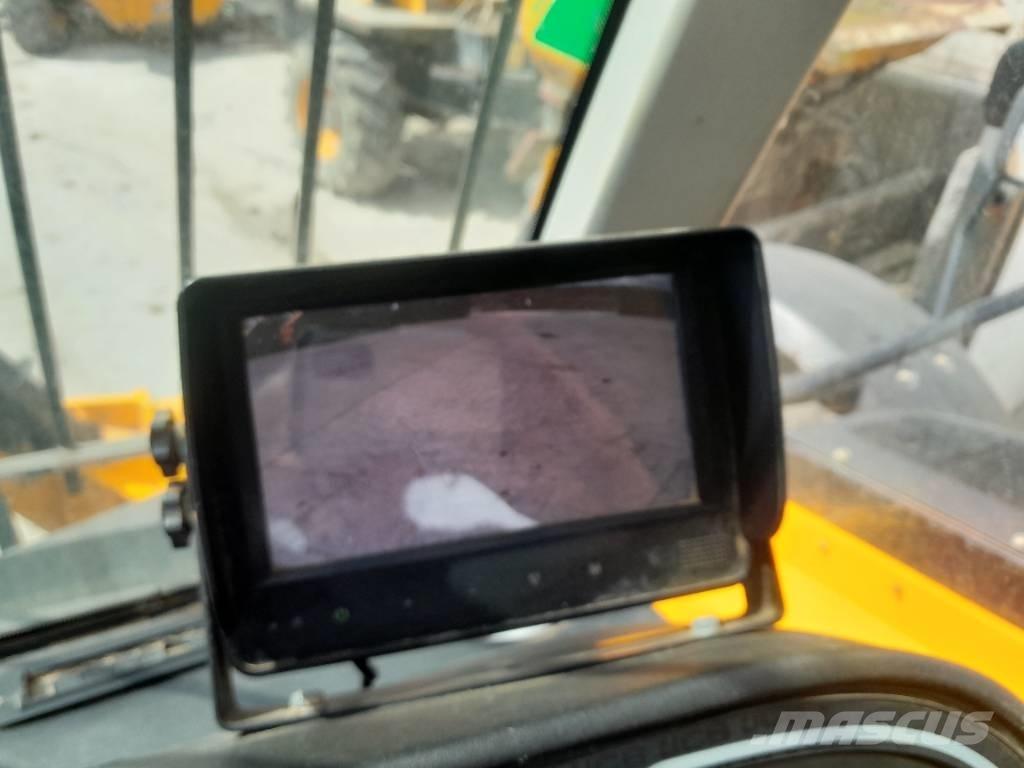 JCB 540-140 Hi-Viz Manipulatoare agricole