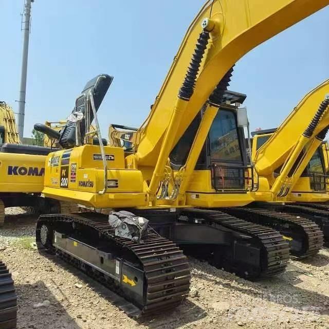 Komatsu PC 200-8 Excavatoare 7t - 12t