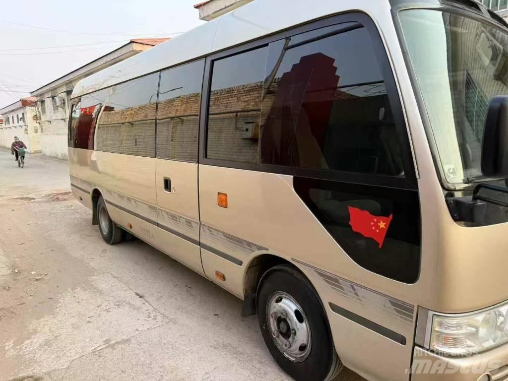 Toyota Coaster Bus Mini autobuze