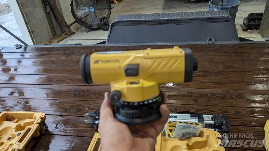 Topcon AT-B4A3 Echipamente pentru conducte