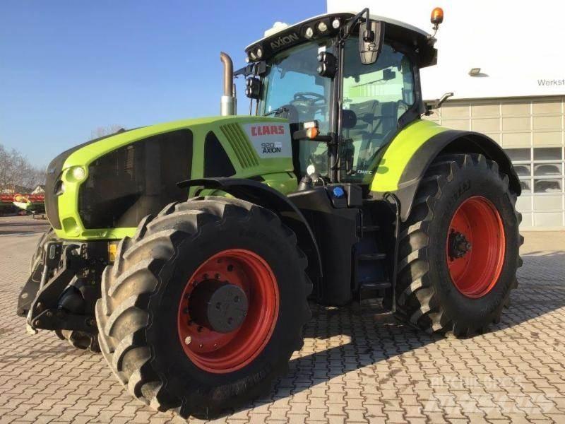 CLAAS AXION 920 Tractoare