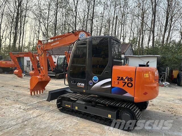 Hitachi ZX70 Excavatoare pe șenile
