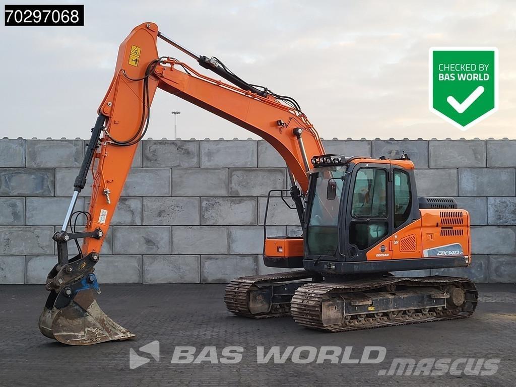 Doosan DX140 LC-5 Excavatoare pe șenile
