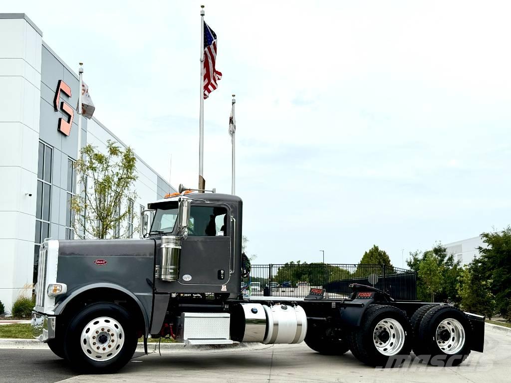 Peterbilt 389 Autotractoare