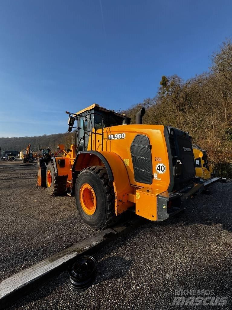 Hyundai HL 960 Incarcator pe pneuri
