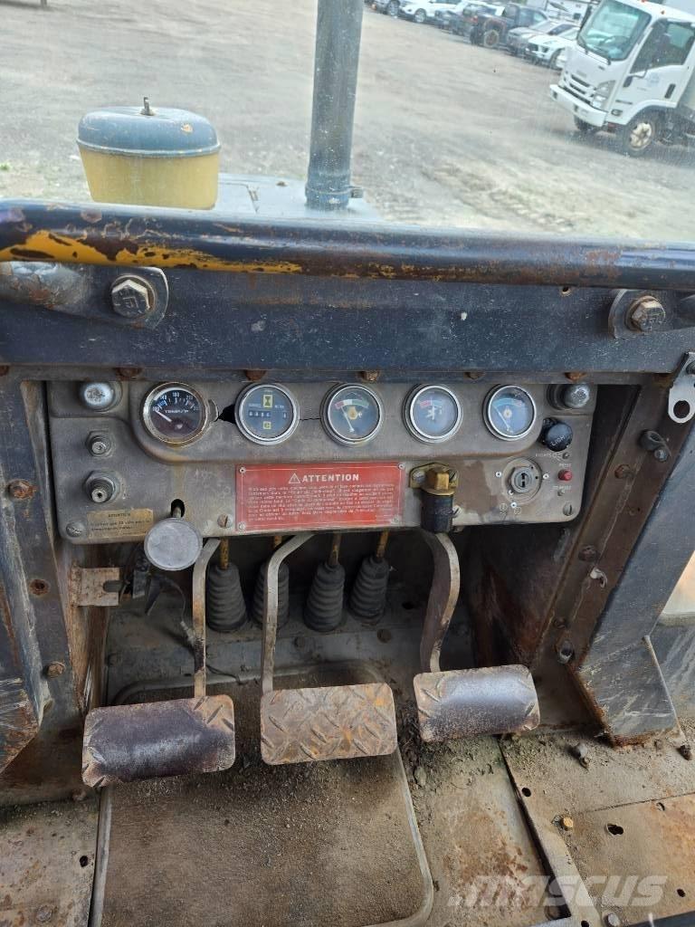 CAT D 3 B LGP Buldozere pe senile