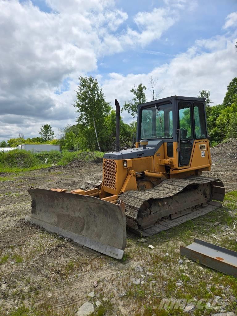 CAT D 3 B LGP Buldozere pe senile