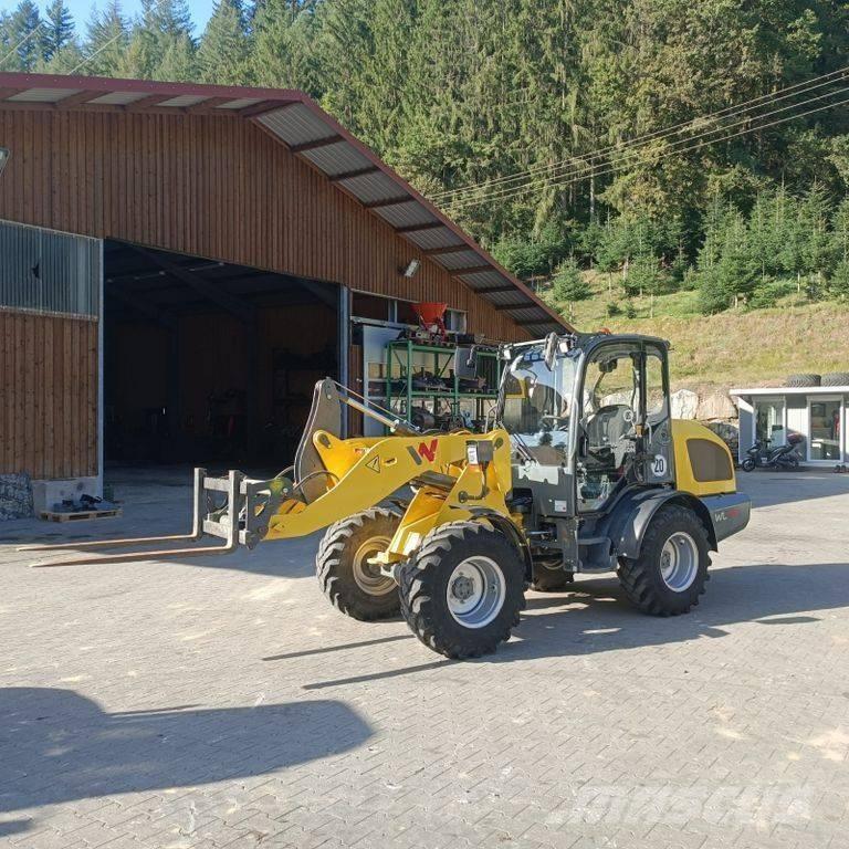 Wacker Neuson WL 44 Incarcator pe pneuri