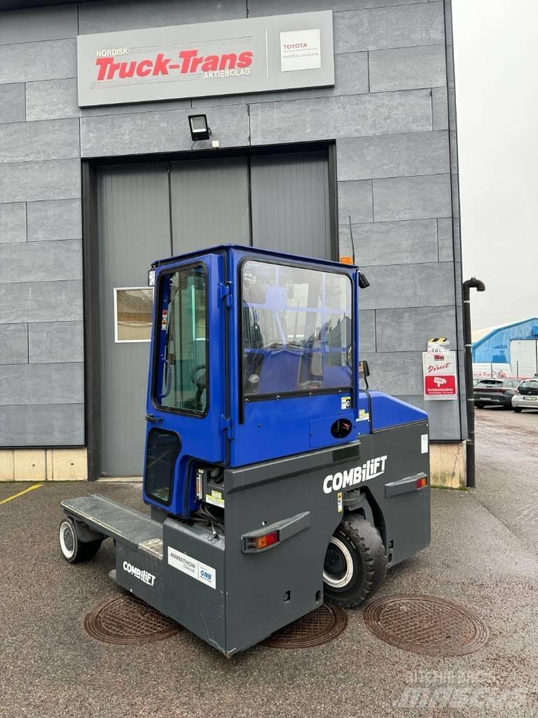 Combilift C4500ET Stivuitoare cu patru brate