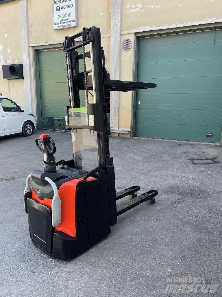 BT SPE 200 D Transpaleta manuala