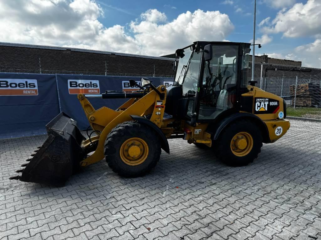CAT 906H2 Incarcator pe pneuri
